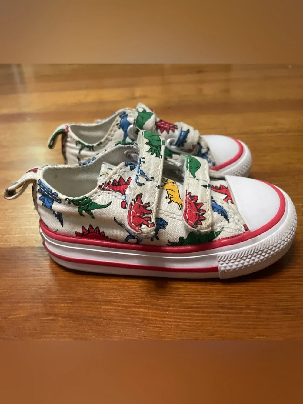 Converse Infant Canvas Velcro Sneakers Multicolor Dinosaur Print Size 4